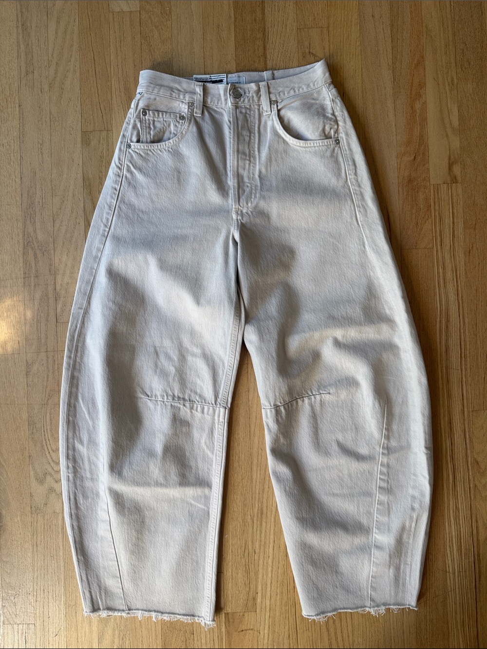 NWT: Citizens Of Humanity Horsehoe High Rise Barrel Jean, sz 24 (can fit 25)